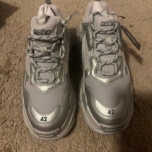 Balenciaga Triple S